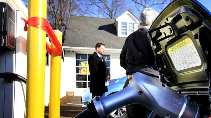 Fast Electric Vehicle Charging Station Opens In Ashland Richmond Drives Local Spotlight Richmond Com