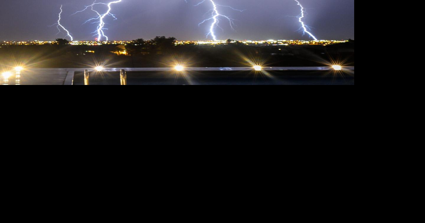 An electrifying show Ridgecrest sees lightning storm Sunday night
