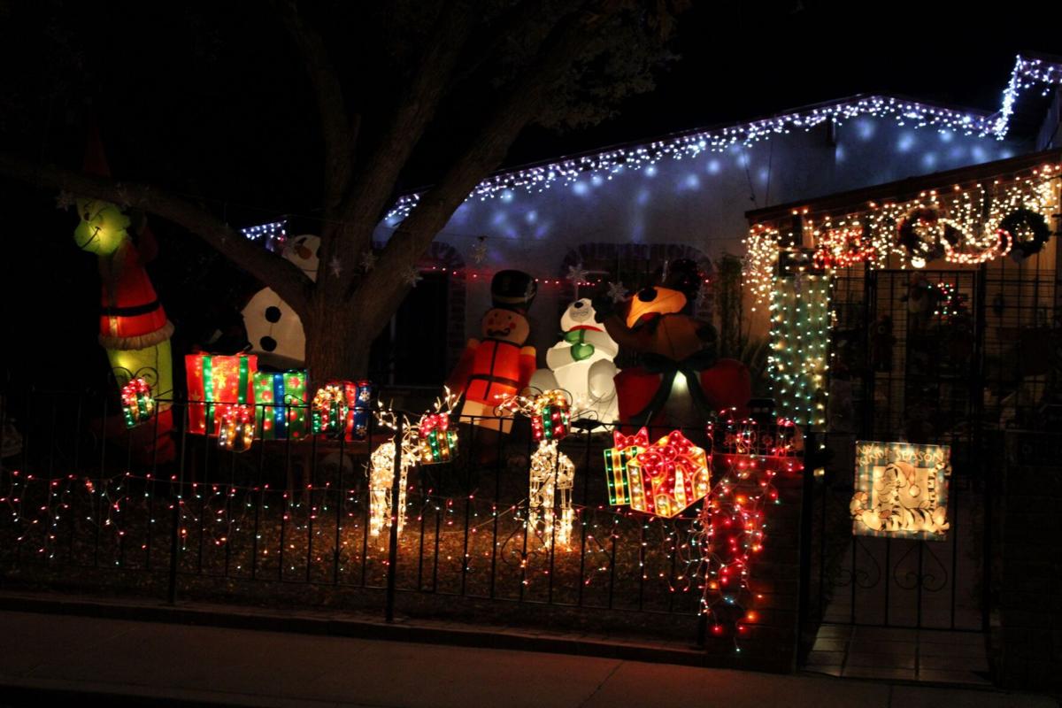 Ridgecrest Ca Christmas Lights 2022 Holiday Spirit Revealed In Christmas Light Displays | News |  Ridgecrestca.com