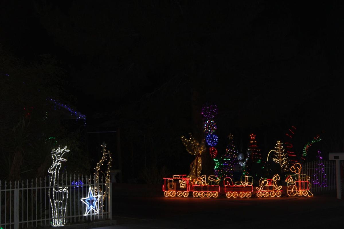 Ridgecrest Ca Christmas Lights 2022 Holiday Spirit Revealed In Christmas Light Displays | News |  Ridgecrestca.com