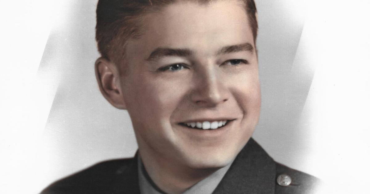 Howard W. Stavers Obituaries