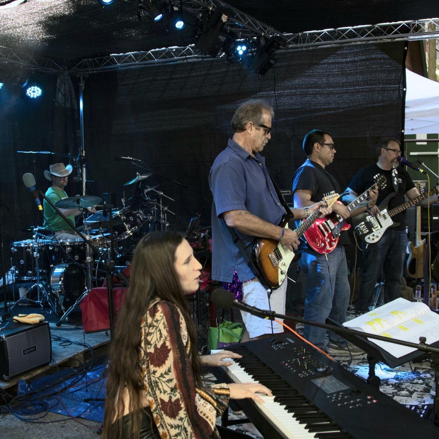 Safeword to play fundraiser at Robbers Roost Arts & Entertainment