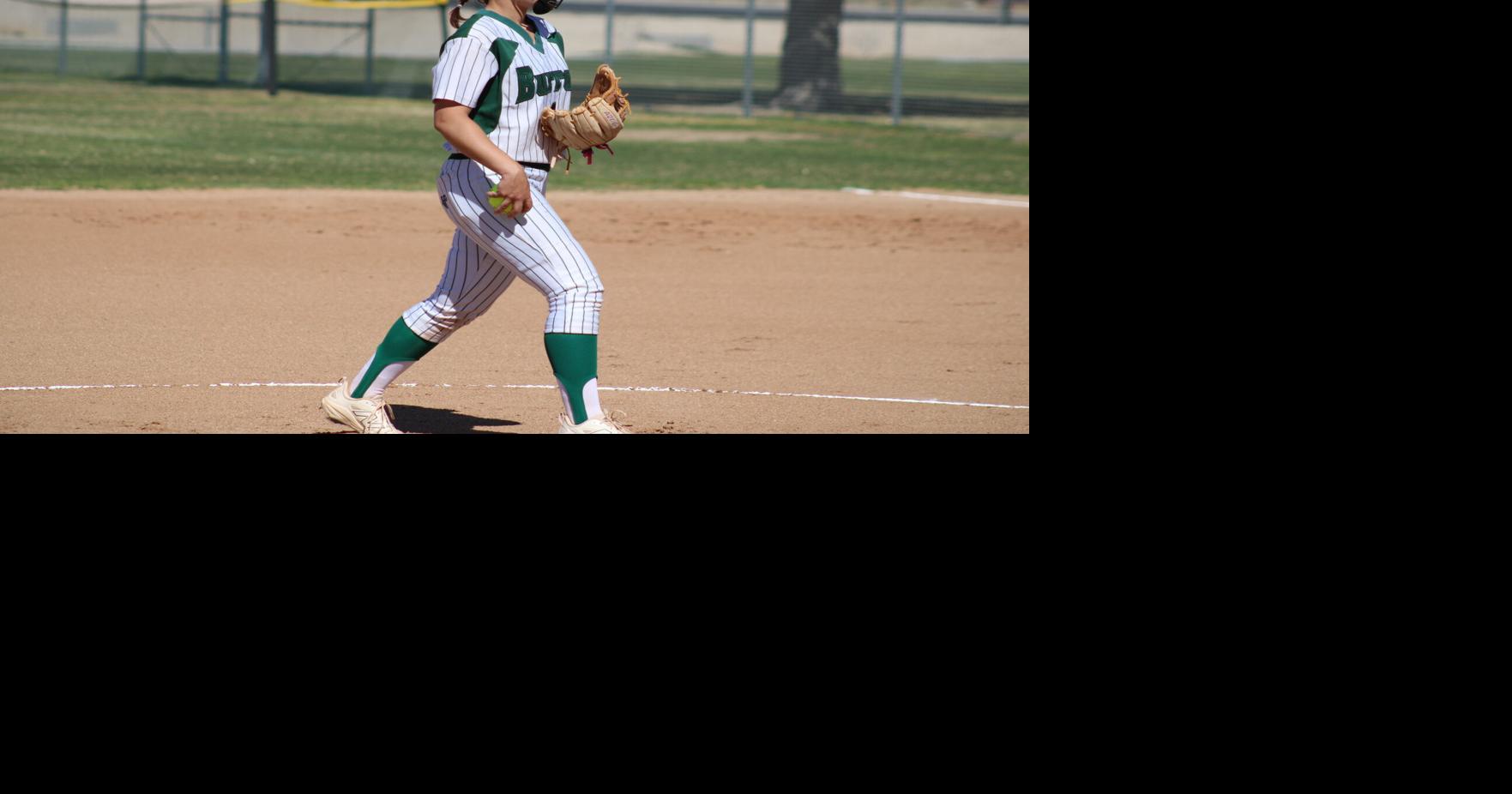 Burroughs softball vs Silverado | Photo Galleries | ridgecrestca.com