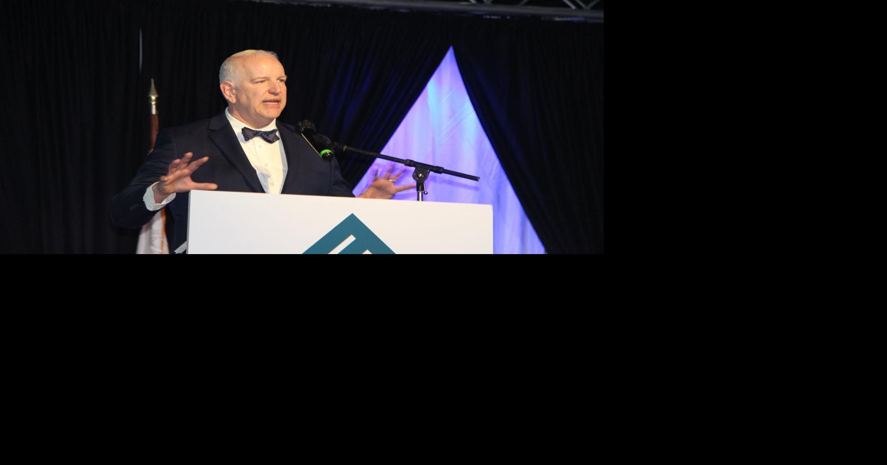 Economic Outlook big picture More pros than cons to living in