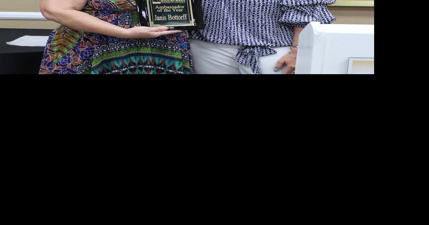 Chamber of Commerce recognizes community members, businesses at annual