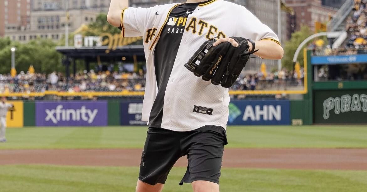 Schneider throws out first pitch at Pirates game, meets Andrew McCutchen