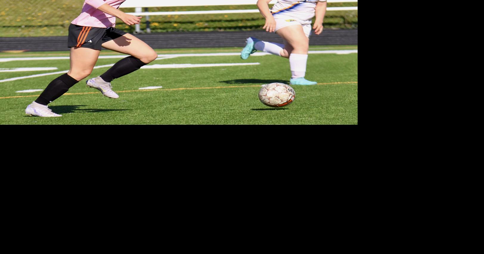 Ripon Tiger girls' soccer blanks Mauston on Senior Night