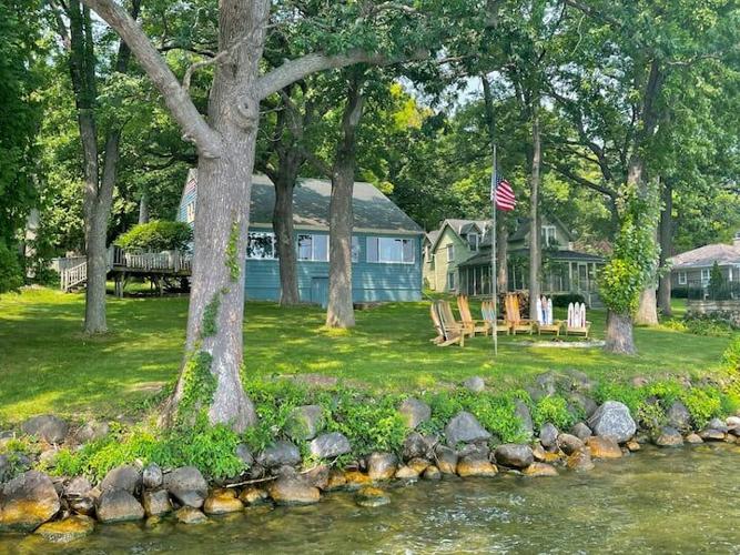 A Special Lake Cottage on Big Green Lake