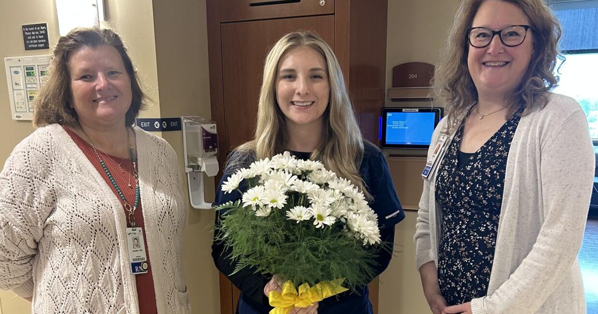 SSM Health’s Savanna Alvarez receives DAISY Award