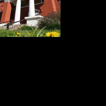 Community may give blood at Town Square