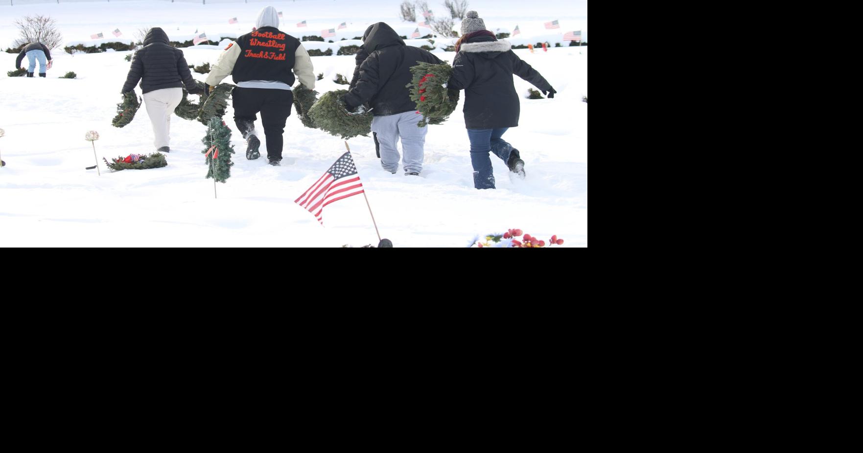 Community unites to honor fallen heroes at Ripon veterans despite freezing weather