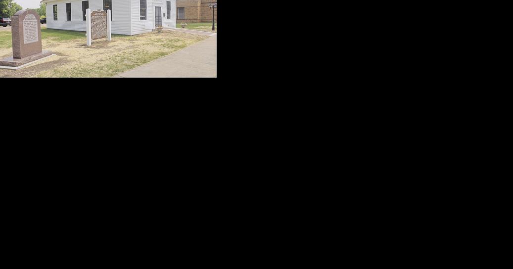 Historic Preservation Commission approves 'locally significant' designation for Little White Schoolhouse | News - Vimarsana News