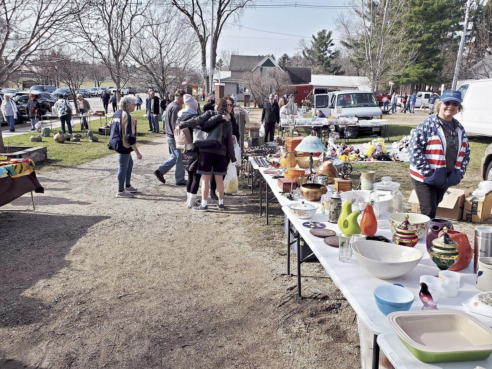 Green Laker Reporter explores the Famous Princeton Flea Market