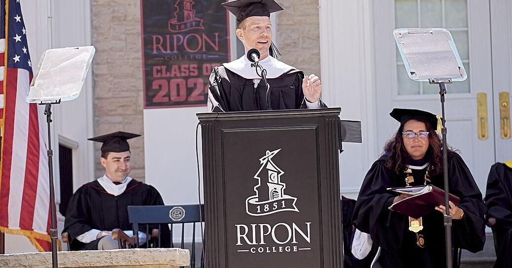 Ripon College graduation celebrates ‘Breaking Barriers’ | Local News ...