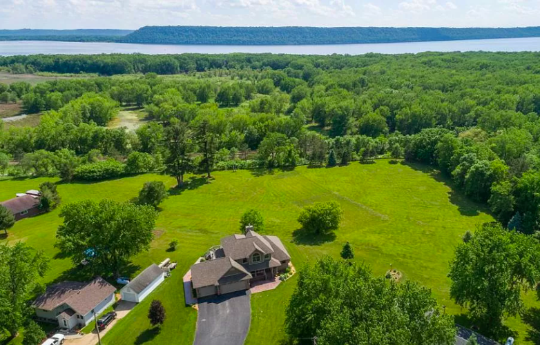 5 Wisconsin houses on the market with mustsee patios and outdoor