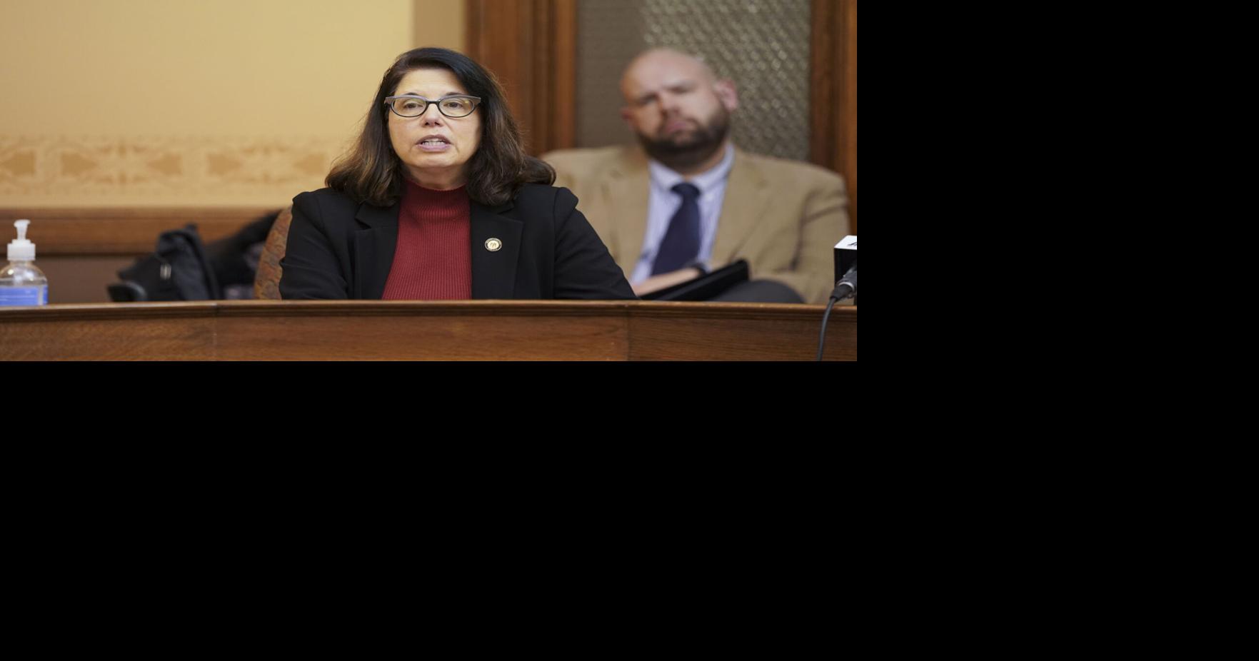 UWRiver Falls chancellor expresses support for change to Minnesota