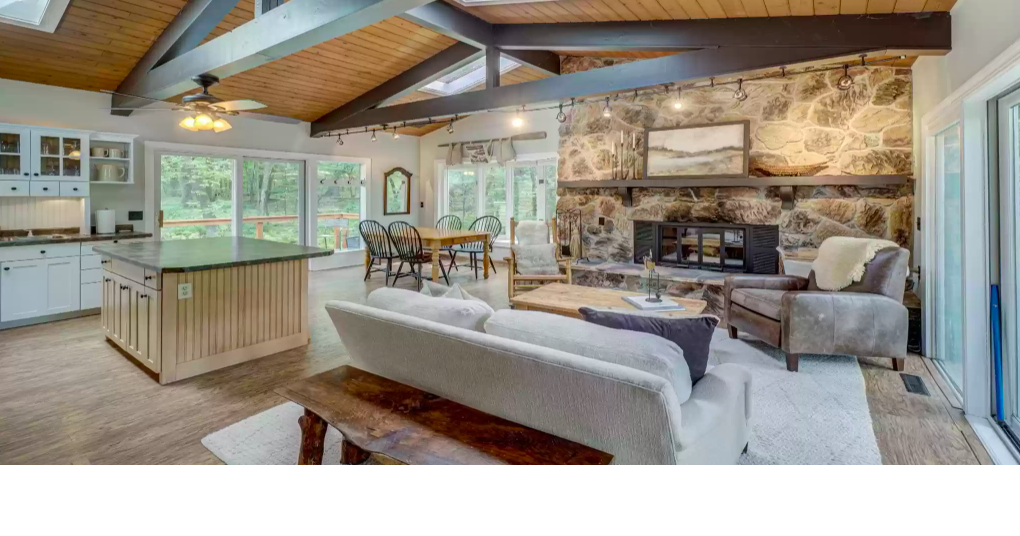 PHOTOS Beautifully updated house on St. Croix River for sale Real