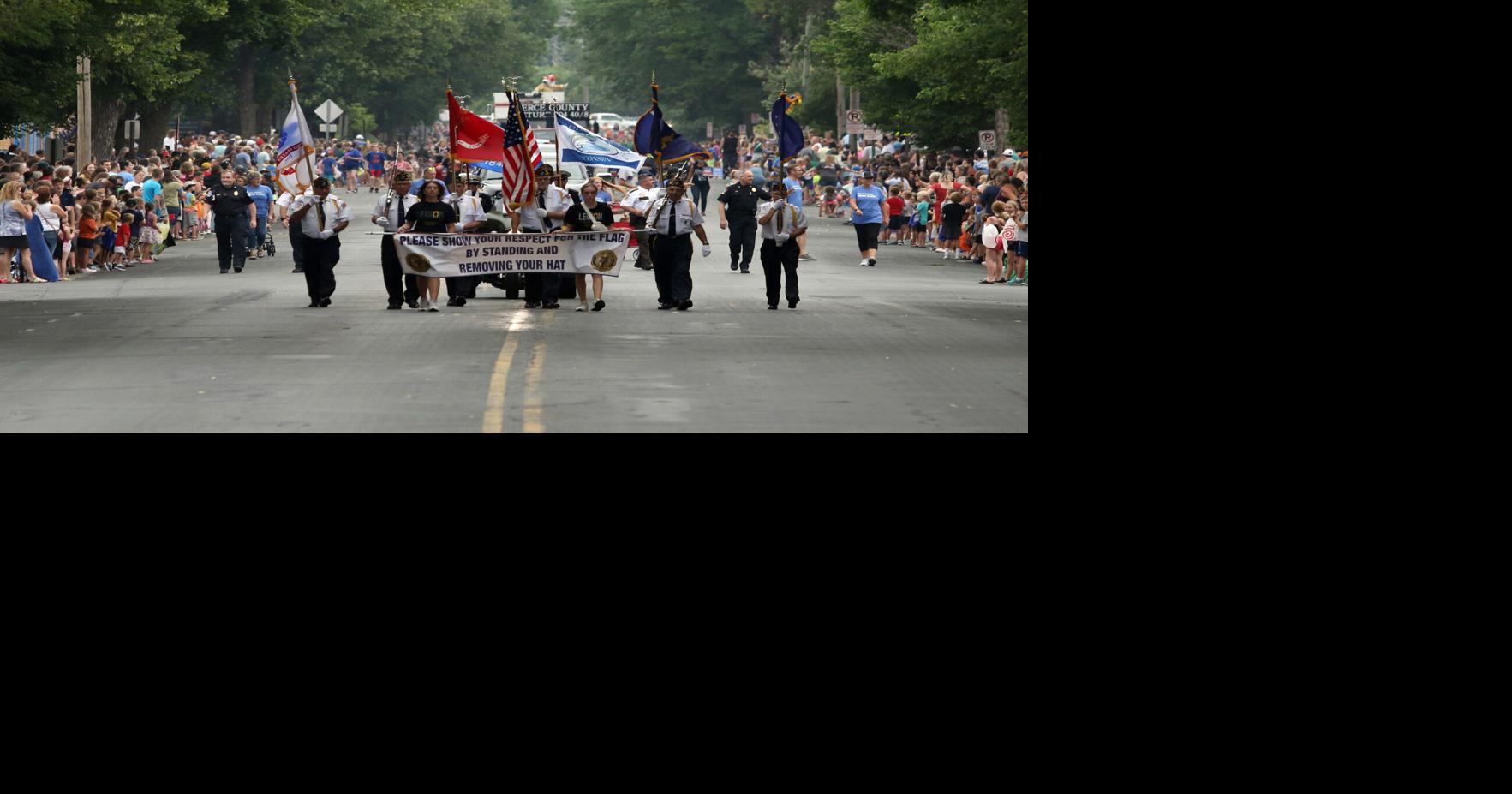 River Falls Days Parade (16 photos)