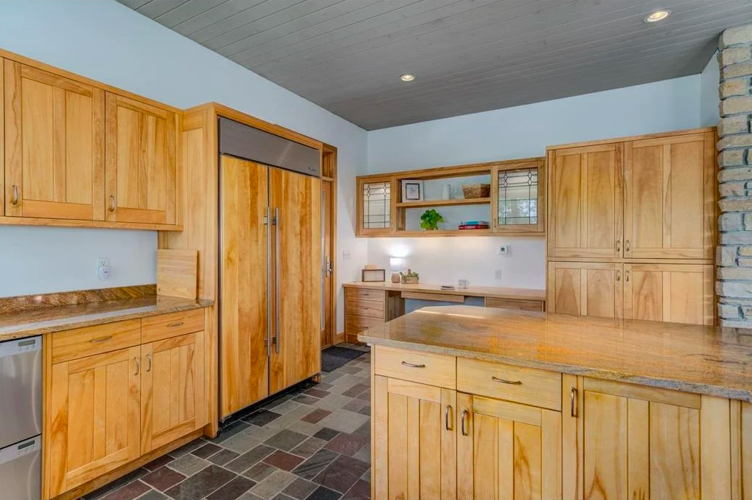 Photos Custom prairie style house on almost 58 acres for sale in River Falls Real Estate