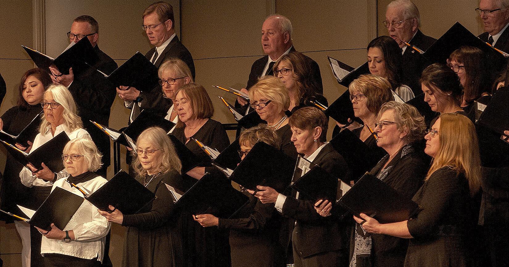 New Richmond Community Chorus super last Sunday - Vimarsana News
