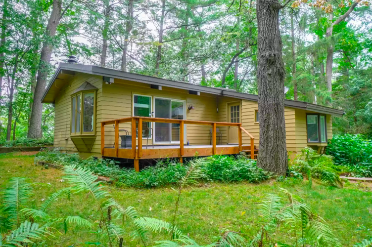 PHOTOS Beautifully updated house on St. Croix River for sale Real Estate