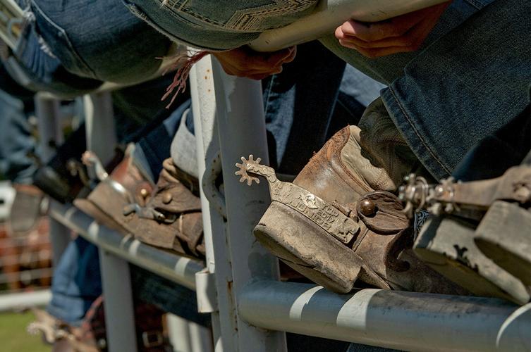 Uwrf Rodeo Falcon Frontier Days Rodeo makes for wild ride | Local News ...