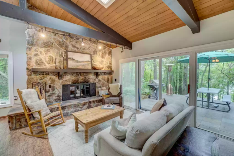 PHOTOS Beautifully updated house on St. Croix River for sale Real