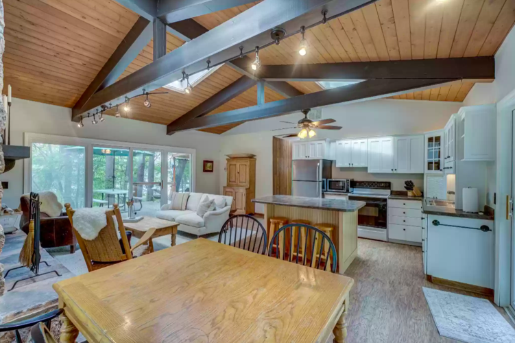 PHOTOS Beautifully updated house on St. Croix River for sale Real