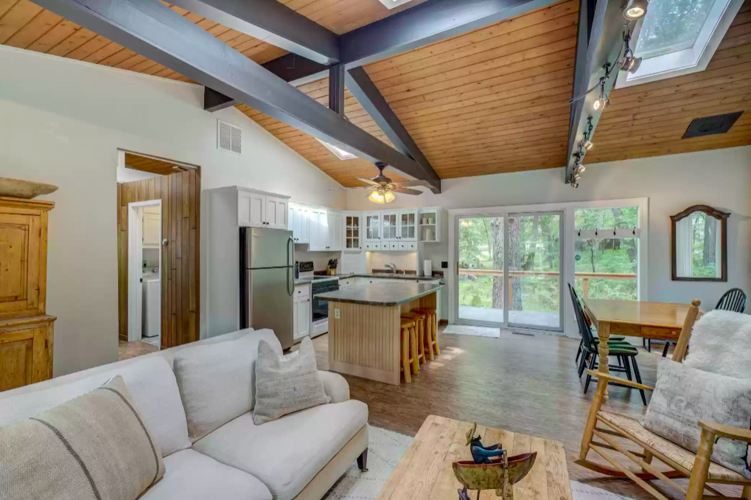 PHOTOS Beautifully updated house on St. Croix River for sale Real