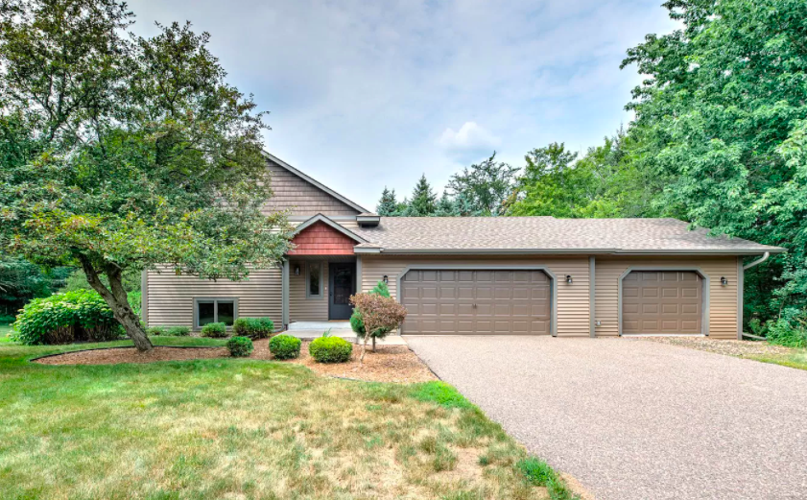 PHOTOS River Falls, Wis. houses for sale Business