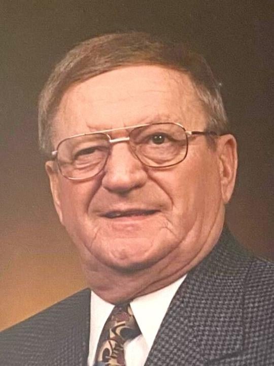 Herbert E. Giese Obituaries