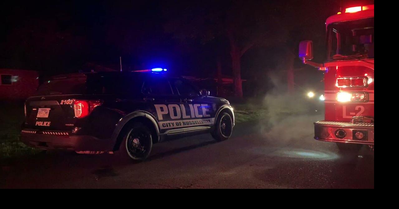 Video Russellville Fire Department fights overnight structure fire on