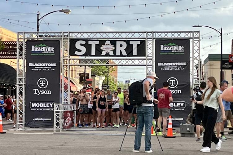 69yearold Russellville resident completes 100th half marathon during