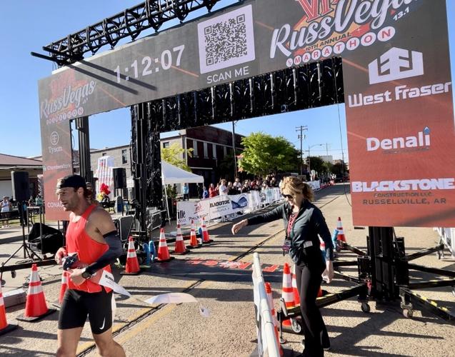 Centerton man wins 2023 RussVegas Half Marathon as Kaitlyn Bounds sets