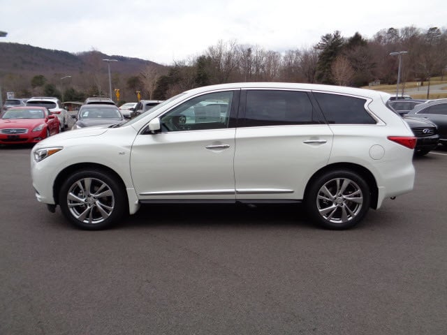 2017 QX60 Majestic White with Gianelle Puerto wheels