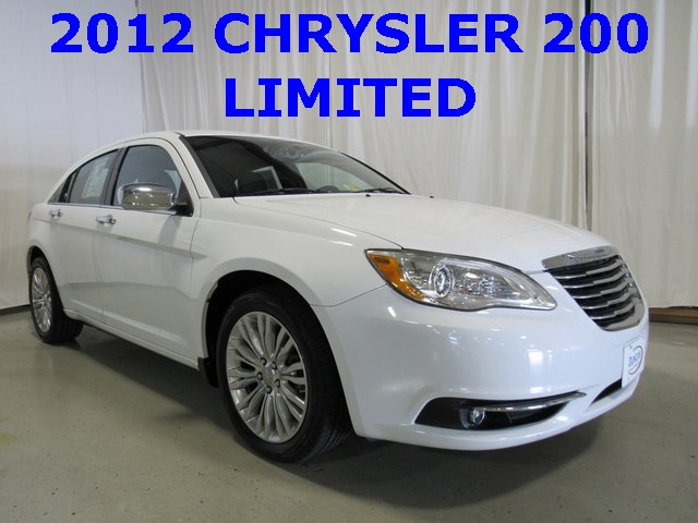 2012 chrysler 200 white Clearance