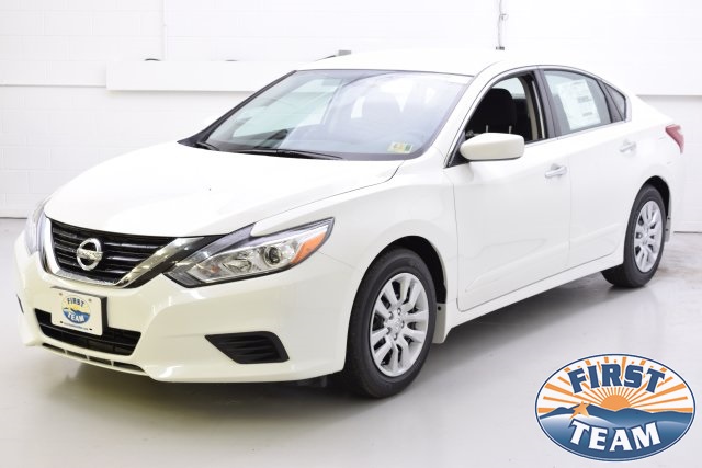 2018 nissan altima white