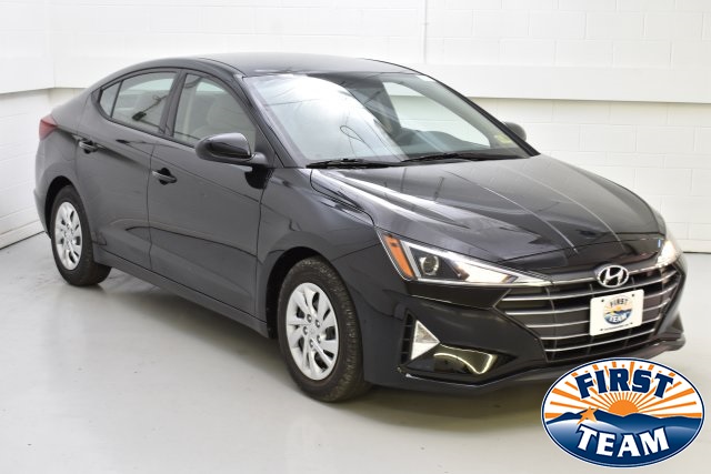 2019 Phantom Black Hyundai Elantra