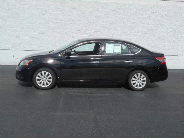 2014 Black Nissan Sentra