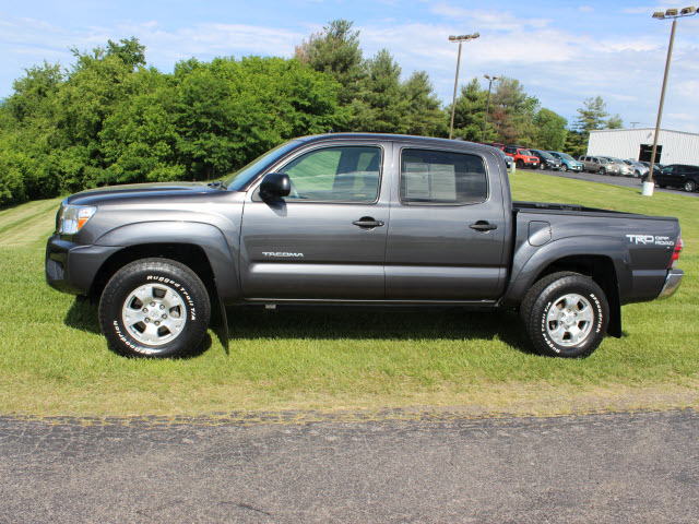 2015 Gray Toyota Tacoma