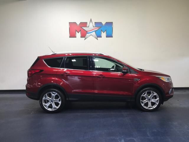 2019 Ruby Red Metallic Tinted Clearcoat Ford Escape