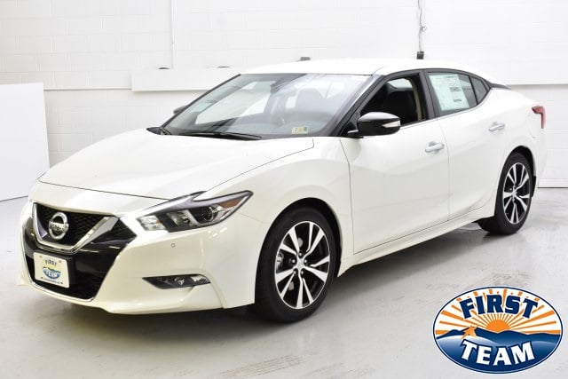 2018 nissan maxima pearl white