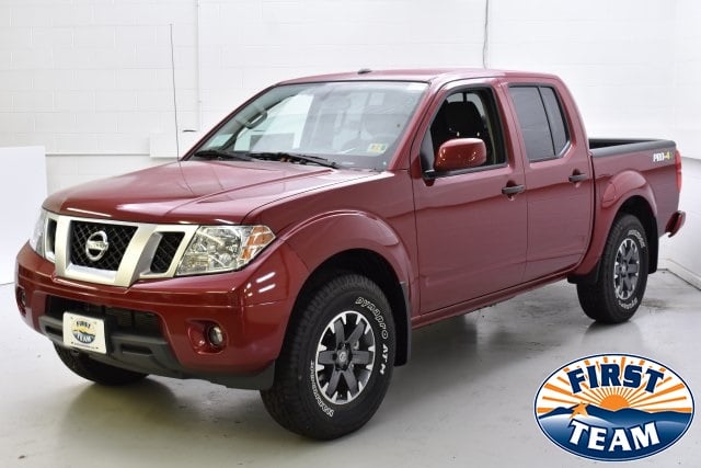 2019 nissan frontier red