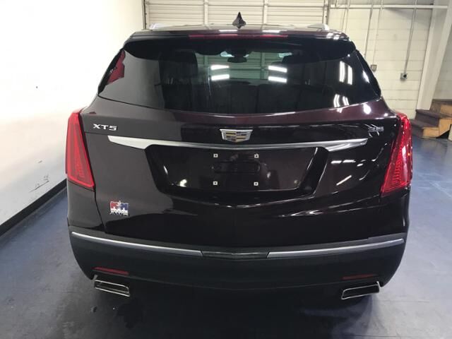 2018 Deep Amethyst Metallic Cadillac XT5