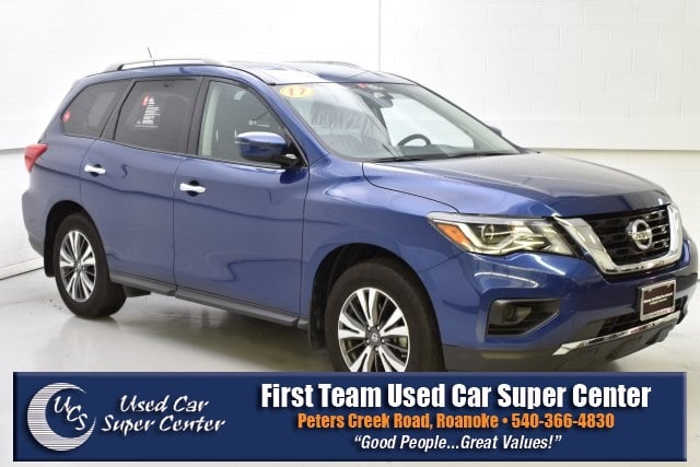 2017 blue nissan pathfinder