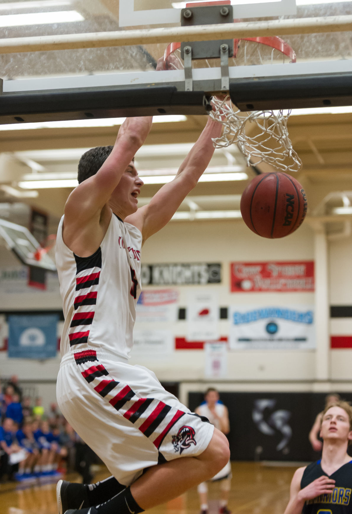 Roles reversed as Brody Hicks leads Cave Spring into 3A state boys