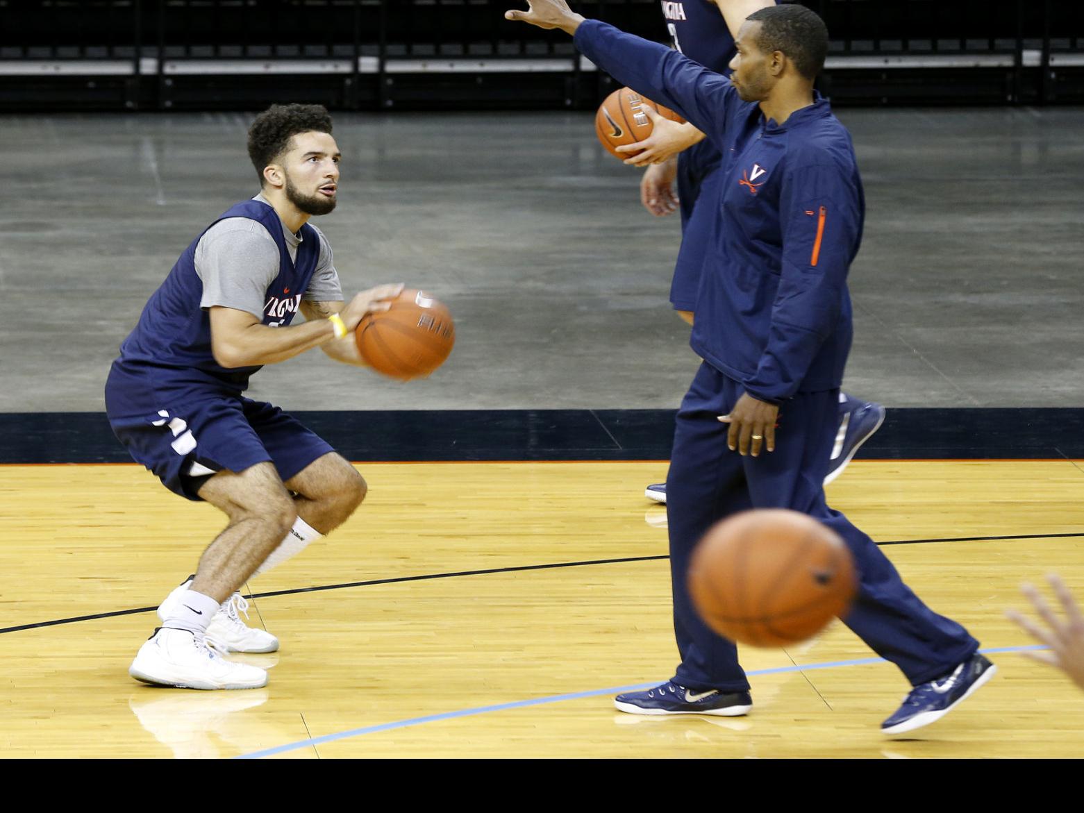 Charlotte 49ers Hire Virginia S Ron Sanchez As Head Basketball