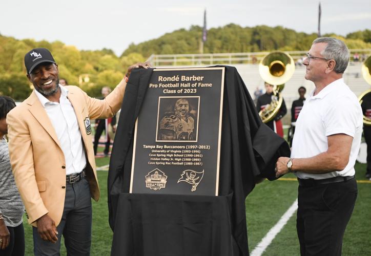 Cave Spring High School honors Ronde Barber