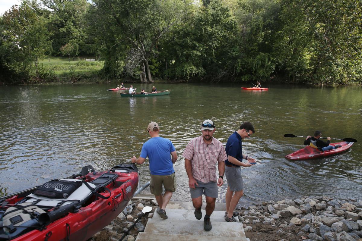 New kayak/canoe launch opens in Roanoke