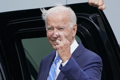 Biden crossing his fingers